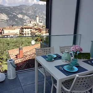 Blue Sky , Malcesine Italien